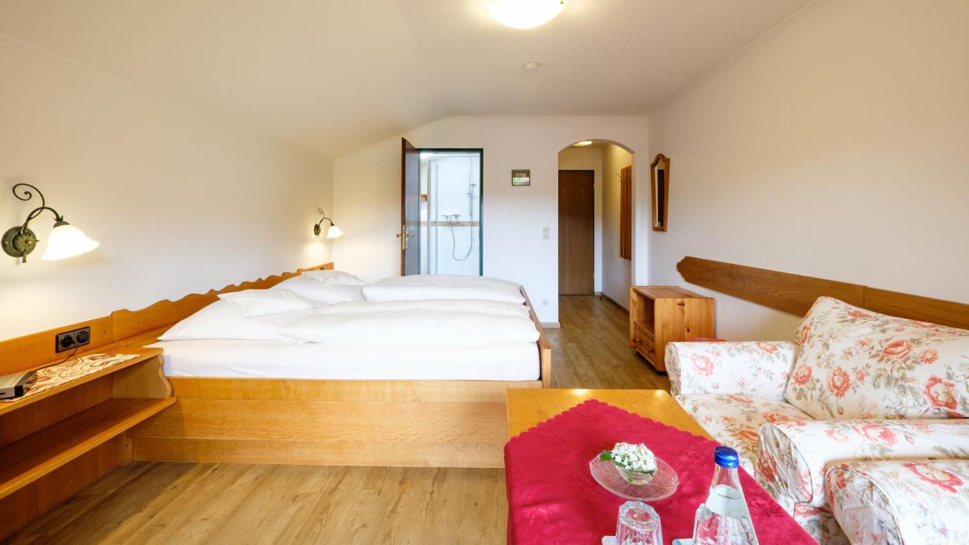 Gaestehaus Maier Zum Bitscher Rottach-Egern Bagian luar foto